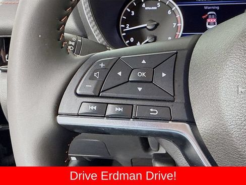 Used 2025 Nissan Sentra SR w/ Midnight Edition FWD image 13