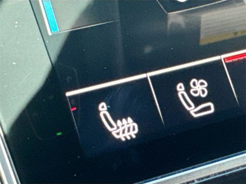 Used 2022 Audi RS Q8 image 22