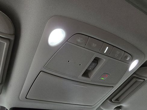 Used 2023 Nissan Armada SL w/ Captain's Chairs Package image 30