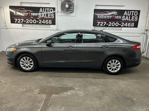 Used 2015 Ford Fusion S image 5
