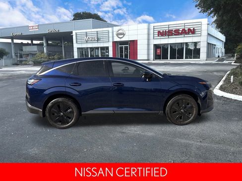 Certified 2025 Nissan Murano SV image 2