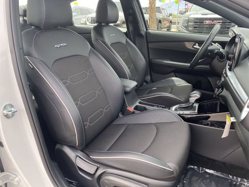 Used 2023 Kia Forte GT-Line w/ GT-Line Technology Package FWD image 28