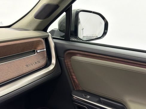 Used 2023 Rivian R1T Launch Edition AWD/4WD image 31