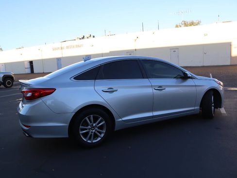 Used 2017 Hyundai Sonata SE image 8