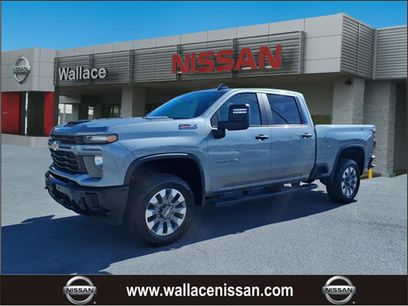 Used 2025 Chevrolet Silverado 2500 Custom w/ Custom Value Package