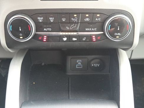 Certified 2023 Ford Escape Active AWD/4WD image 33