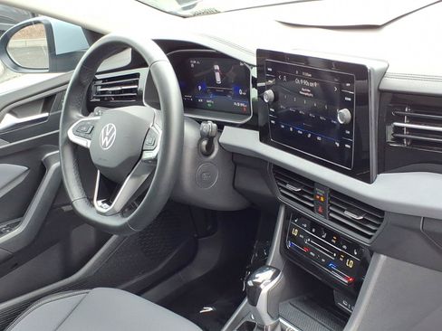 Certified 2026 Volkswagen Jetta SE FWD image 13