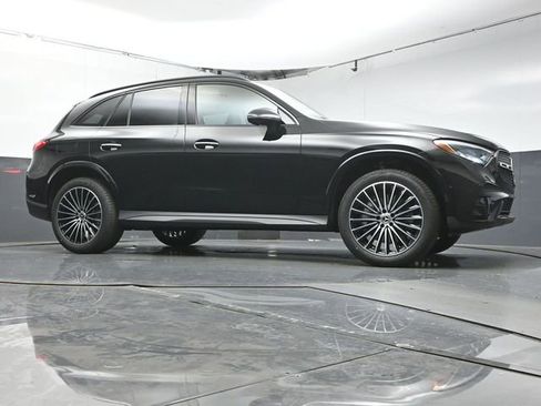 New 2026 Mercedes-Benz GLC 300 image 33