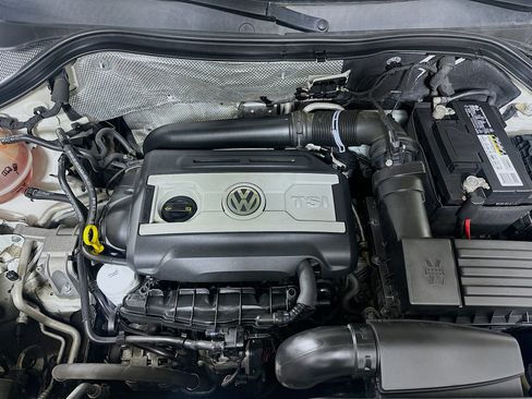 Used 2017 Volkswagen Tiguan S FWD image 31