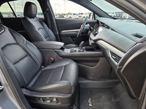 Used 2023 Cadillac XT4 Premium Luxury w/ LPO, Onyx Lite Package image 26
