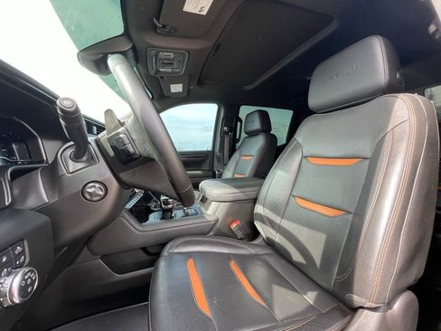 Used 2023 GMC Sierra 1500 AT4 w/ AT4 Premium Package image 17