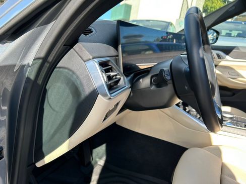 Used 2023 BMW i4 eDrive40 image 20