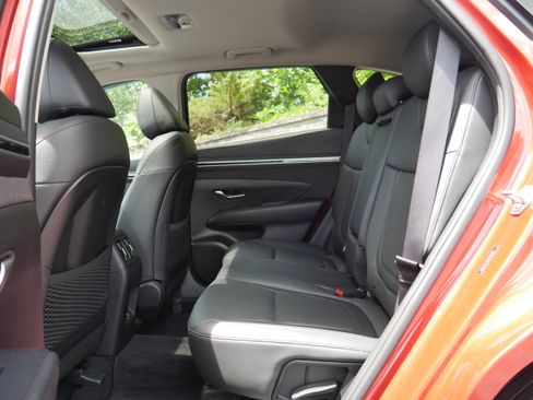 Used 2023 Hyundai Tucson SEL w/ Convenience Package AWD/4WD image 14