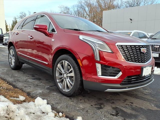 Certified 2025 Cadillac XT5 Premium Luxury FWD image 9