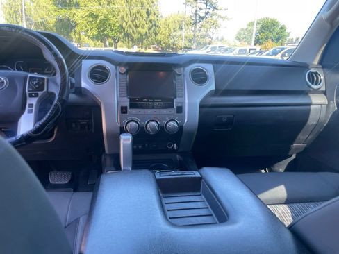 Used 2021 Toyota Tundra SR5 RWD image 9