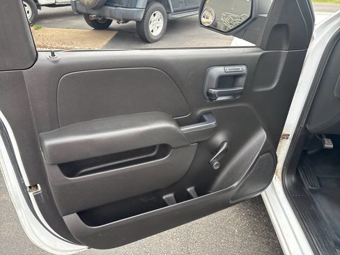 Used 2015 Chevrolet Silverado 1500 W/T w/ Trailering Package image 16