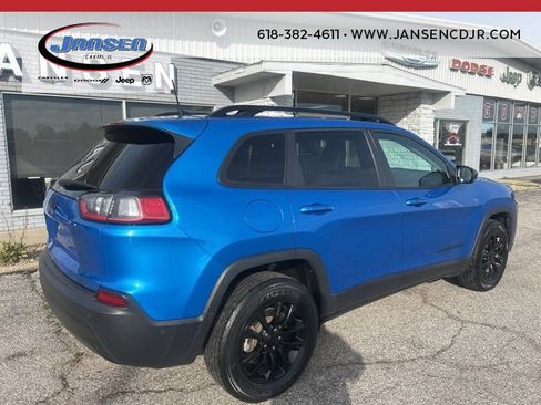 Used 2023 Jeep Cherokee Altitude Lux image 6