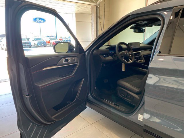 New 2027 Ford Explorer ST AWD/4WD image 13