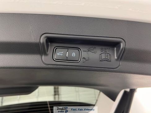 New 2026 Ford Explorer Active w/ Active Comfort Package RWD image 30