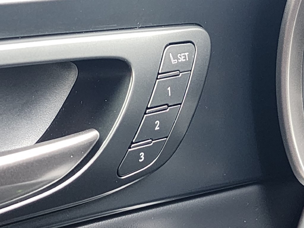 Used 2026 Lexus IS 350 F Sport w/ Technology Package RWD image 28