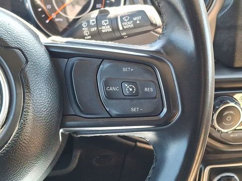 Used 2022 Jeep Wrangler Unlimited Sport AWD/4WD image 21