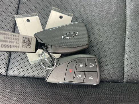 New 2025 Chevrolet Equinox EV RS w/ Active Safety Package 3 image 39