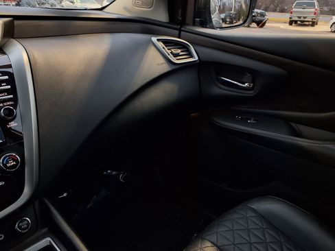 Used 2024 Nissan Murano Platinum image 25