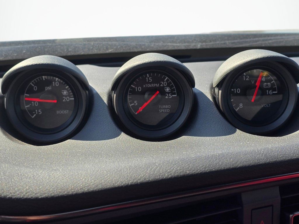 Used 2024 Nissan Z Performance w/ Floor Mat Package RWD image 37