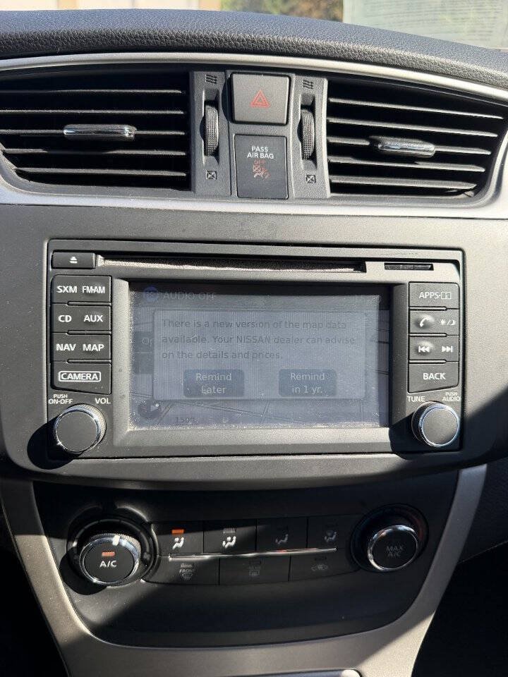 Used 2015 Nissan Sentra SV w/ Navigation Package FWD image 13