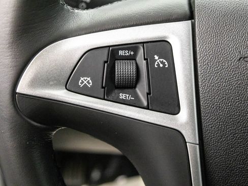 Used 2011 Chevrolet Equinox LT w/ Driver Convenience Package image 18