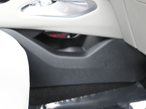 New 2026 Lincoln Nautilus Premier image 37