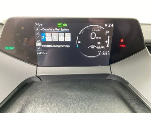 New 2026 Toyota Prius Plug-In Hybrid FWD image 14