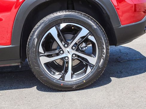 Used 2024 Chevrolet Trax RS w/ Driver Confidence Package FWD image 10