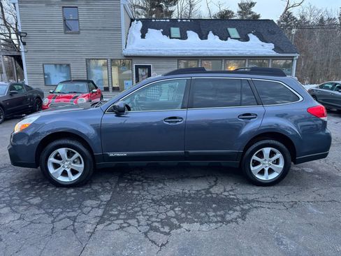 Used 2014 Subaru Outback 2.5i Limited image 4