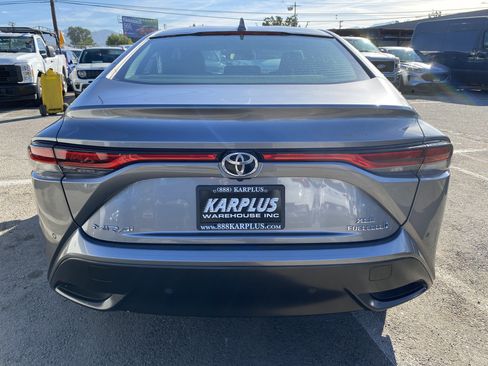 Used 2023 Toyota Mirai w/ Advanced Technology Package RWD image 11