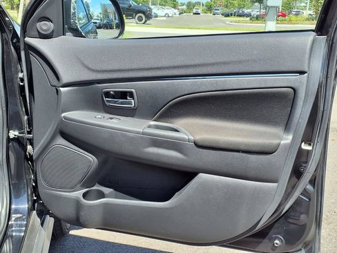 Used 2021 Mitsubishi Outlander Sport ES FWD image 11