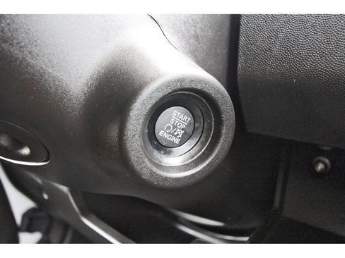 Used 2026 RAM ProMaster 2500 w/ Convenience Group FWD image 20