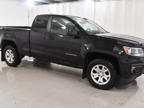Used 2022 Chevrolet Colorado LT w/ LT Convenience Package RWD image 5