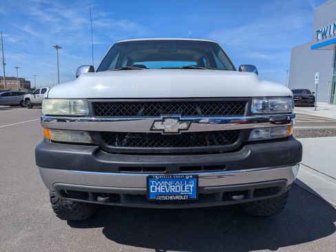 Used 2002 Chevrolet Silverado 2500 LS w/ Off-Road Skid Plate Pkg AWD/4WD image 5