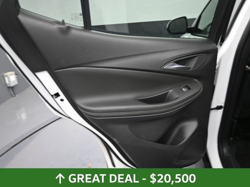 Used 2025 Buick Encore GX Preferred image 36