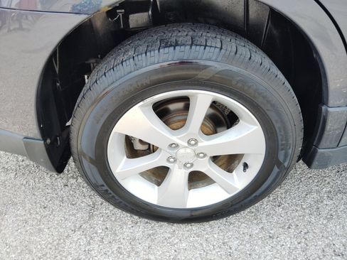 Used 2014 Subaru Outback 3.6R Limited w/ Moonroof Package AWD/4WD image 9