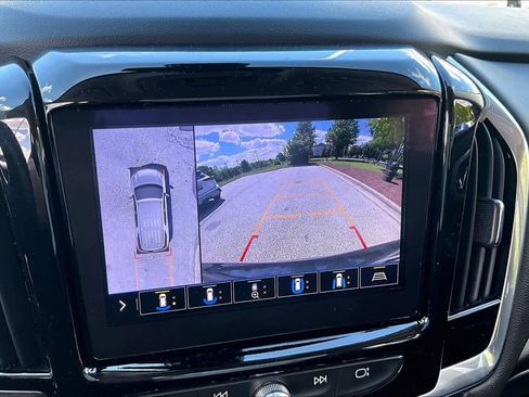 Used 2020 Chevrolet Traverse LT w/ LT Premium Package AWD/4WD image 27