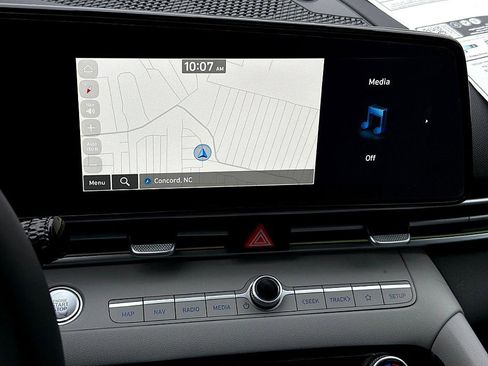 New 2026 Hyundai Elantra Limited image 10