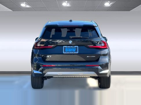 Used 2026 BMW X1 xDrive28i w/ Technology Package AWD/4WD image 9