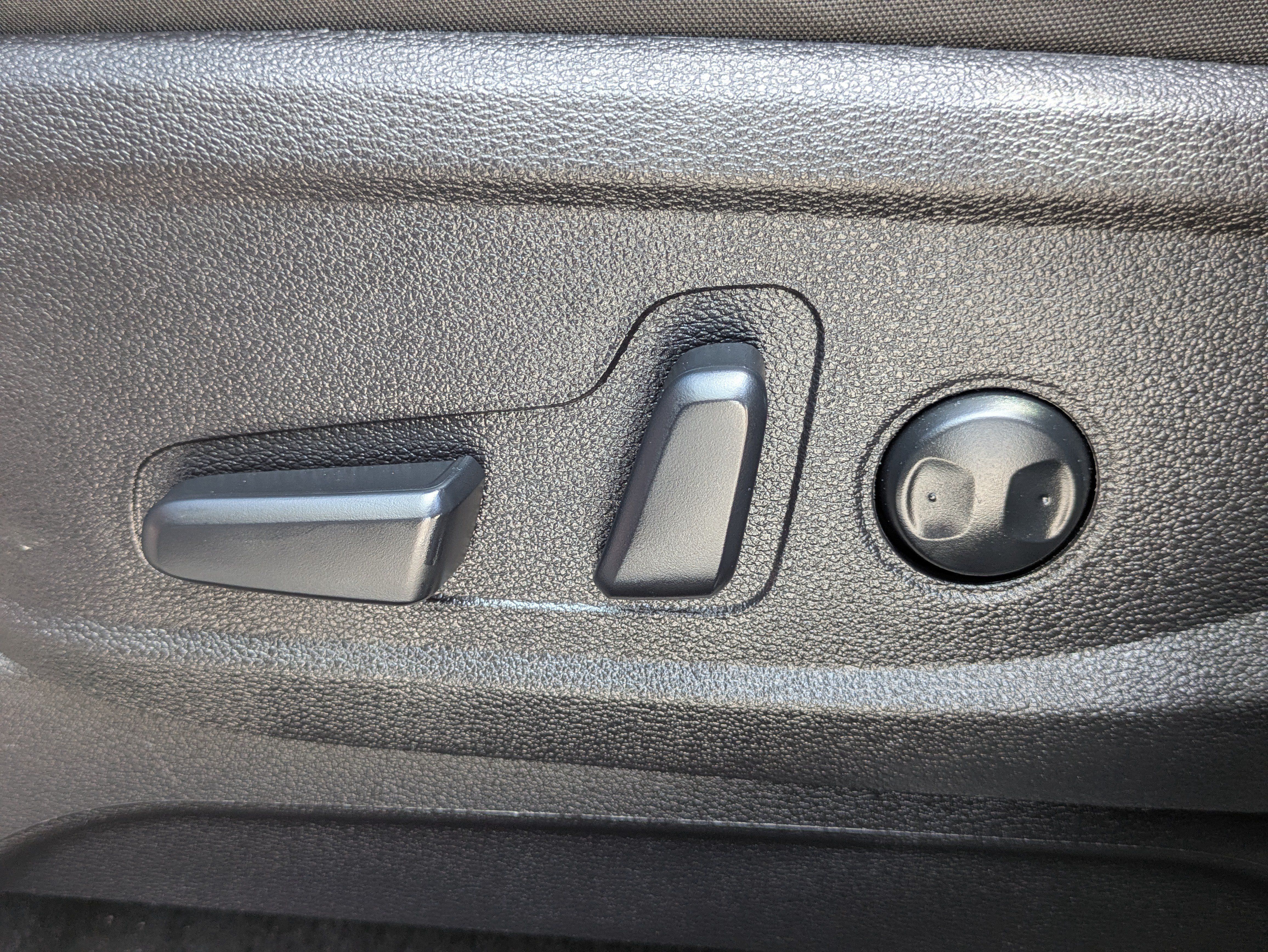 Certified 2024 Kia Telluride S w/ S Sunroof Package FWD image 20