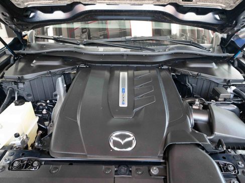 Used 2024 MAZDA CX-90 Plug-In Hybrid w/ Preferred AWD/4WD image 32