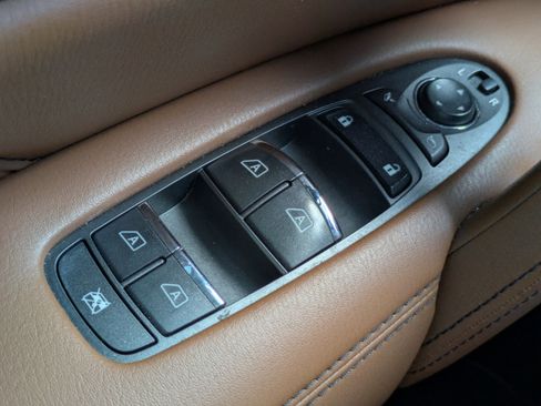 Used 2021 INFINITI QX80 Sensory w/ All-Season Package image 24