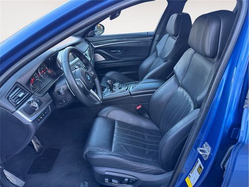 Used 2016 BMW M5 image 9