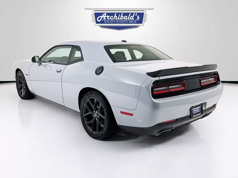 Used 2022 Dodge Challenger R/T w/ Blacktop Package image 5