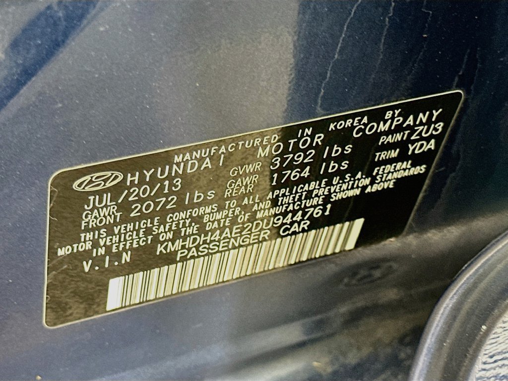 Used 2013 Hyundai Elantra GLS w/ Preferred Pkg FWD image 29